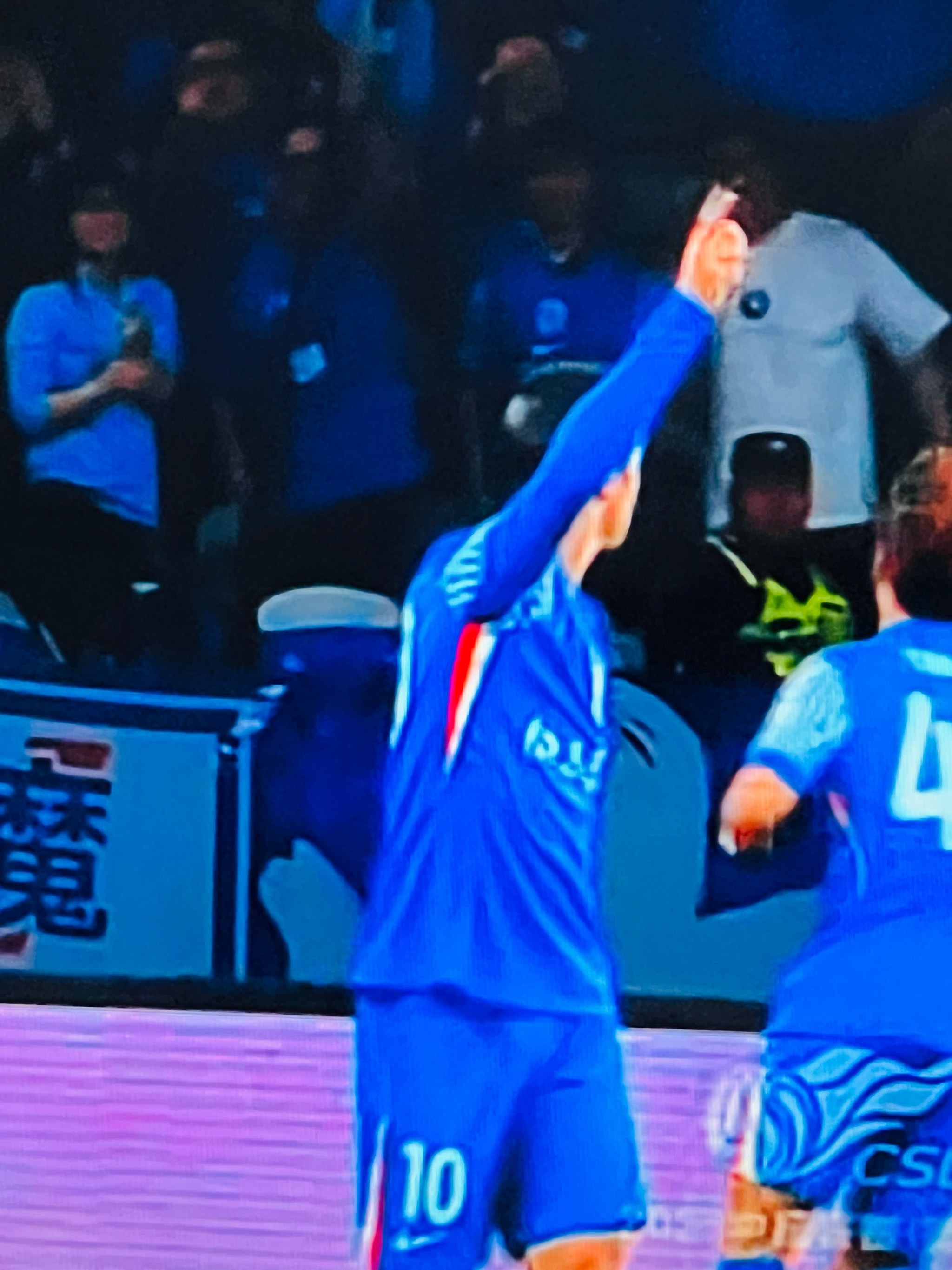 包含俄罗斯击剑队一鸣惊人,夺得宝贵金牌的词条 包含俄罗斯击剑队一鸣惊人,夺得宝贵金牌的词条