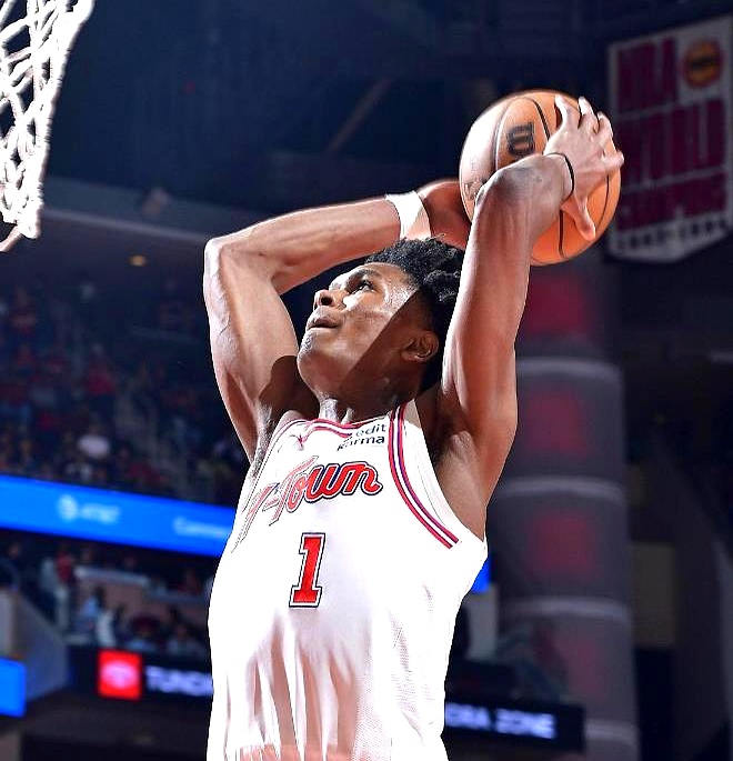 火箭擒爵士,继续保持不败 火箭擒爵士,继续保持不败