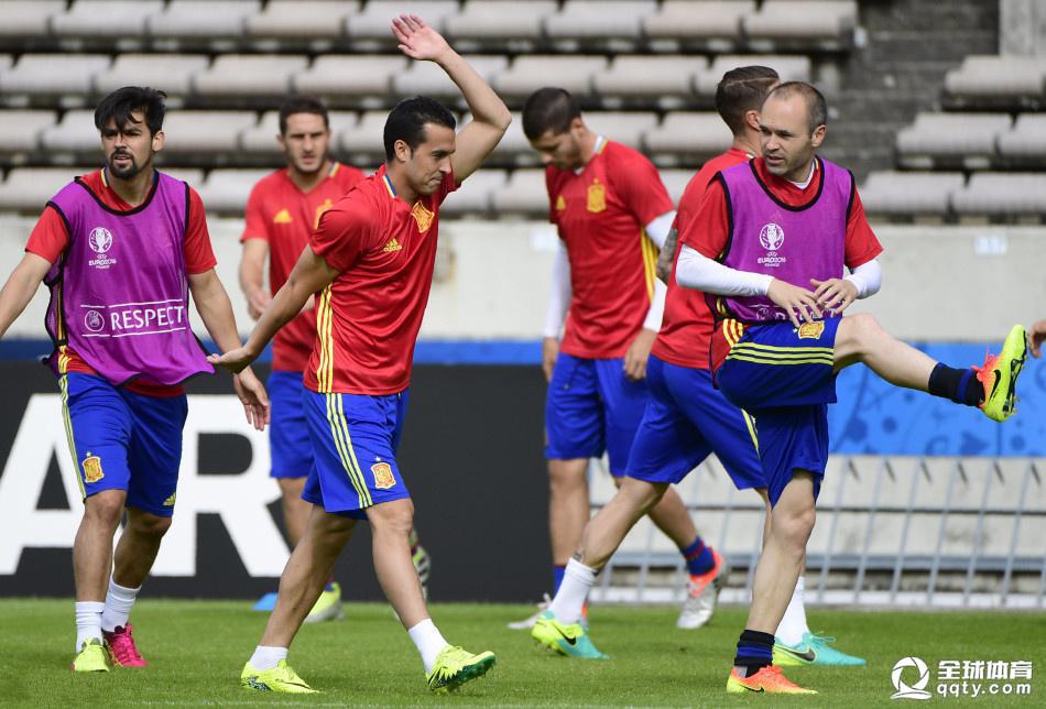 强强对话，俱乐部备战全力以赴