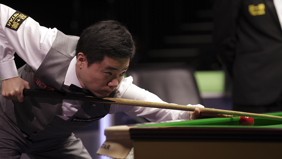 1xBit体育娱乐-包含梅尔城胜利晋级，取得成功进军八强的词条