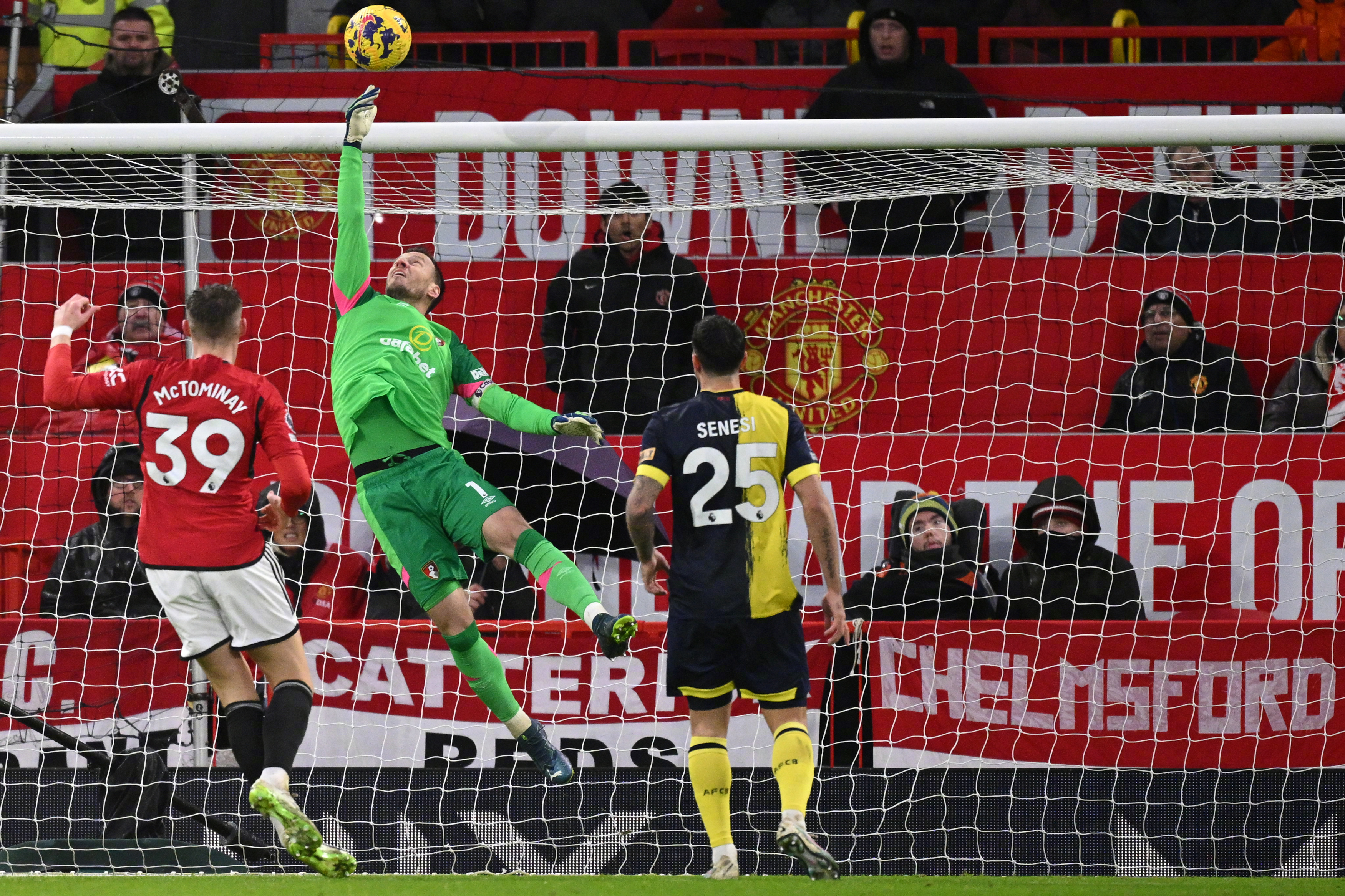 1xBit体育在线登录-包含贝内文托主场击败那不勒斯，保级希望增强的词条